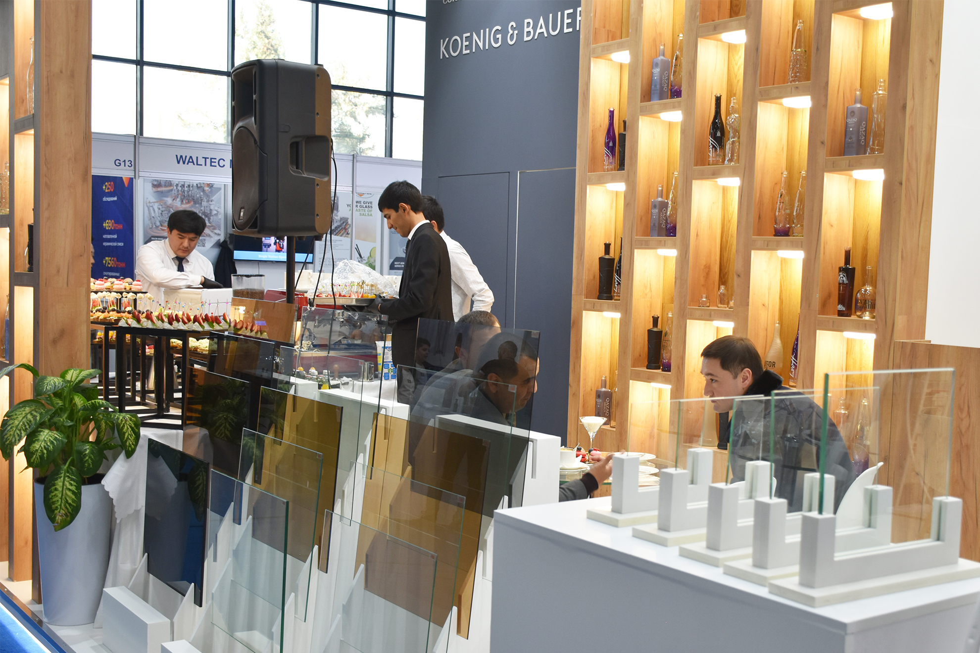 Glass products and exhibitor stand at UzGlass 2025